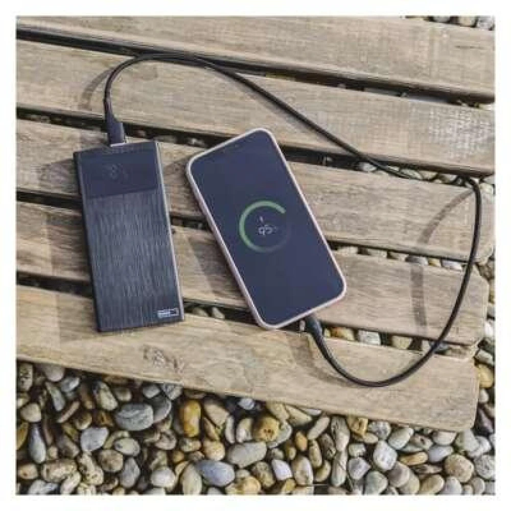 Emos Power Bank BetaQ 10 B0531B, 10000 mAh, 22,5 W, 4 išėjimai, 18 W įvestis, LED indikatorius