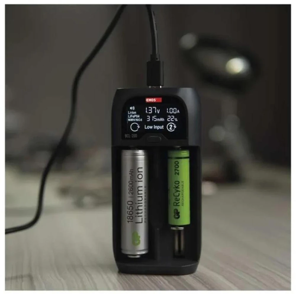 Universal Li-ion battery charger EMOS BCL-20D