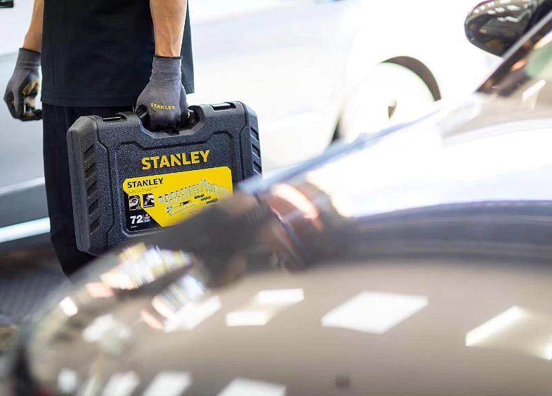 Stanley ST.Rinkinys SU RETKELIAIS 1/4" 1/2" IR PRIEDAIS 41VNT.