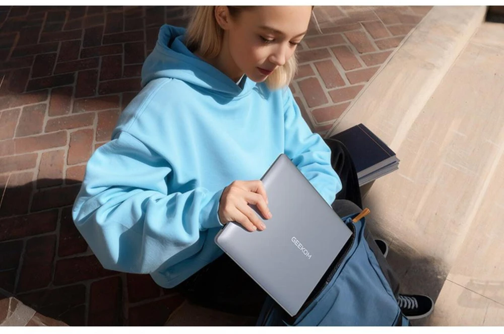 Nešiojamas kompiuteris - GEEKOM GeekBook X14 Pro | Ultra 5-125U | 16 GB | 500 GB | 14 colių | Wi‑Fi 6E | Win11 Pro | titaninė pilka
