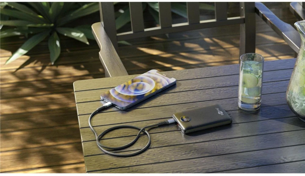 Powerbank Goobay Powerbank kompaktowy 10.000 mAh