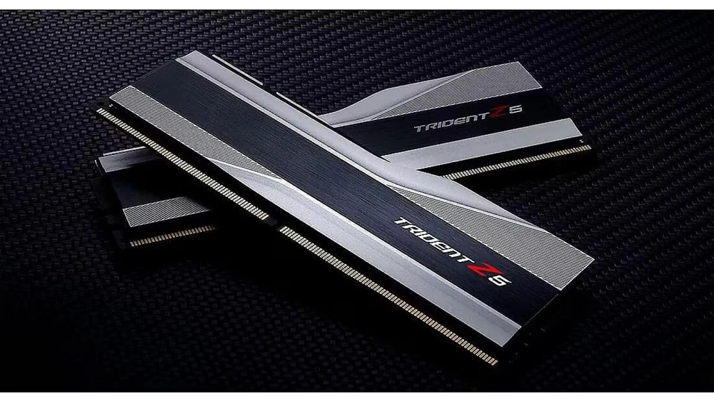 RAM G.Skill Trident Z5 64GB DDR5 6000, CL32, (2x16GB), F5-6000J3238G32GX2-TZ5S