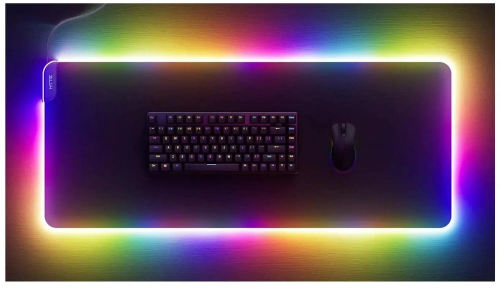 Hyte CNVS Intense Play Mat qRGB pelės kilimėlis žaidimams – juodos spalvos