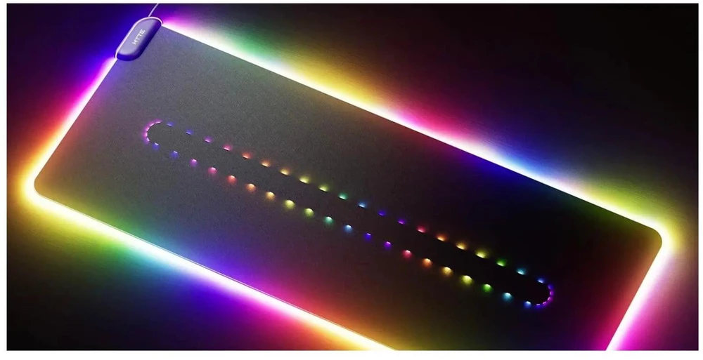 Hyte CNVS Intense Play Mat qRGB pelės kilimėlis žaidimams – juodos spalvos