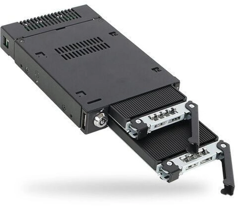 Carruzzo Icy Dock MB834TP-B saugojimo diskų korpusas SSD korpusas Aliuminis, Juoda 2.5″