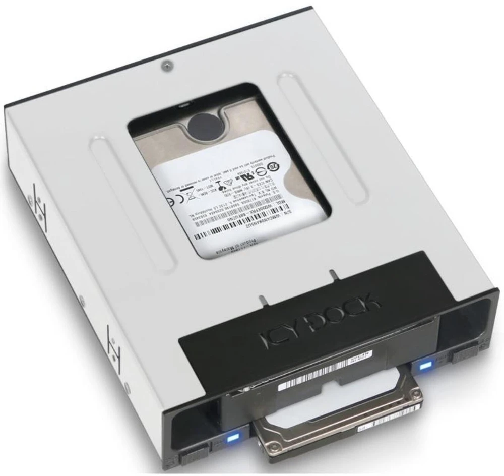 Carruzzo Icy Dock MB795SP-B diskų įrenginio skyriaus dangtelis 2,5/3,5″ Atminties disko dėklas Juoda