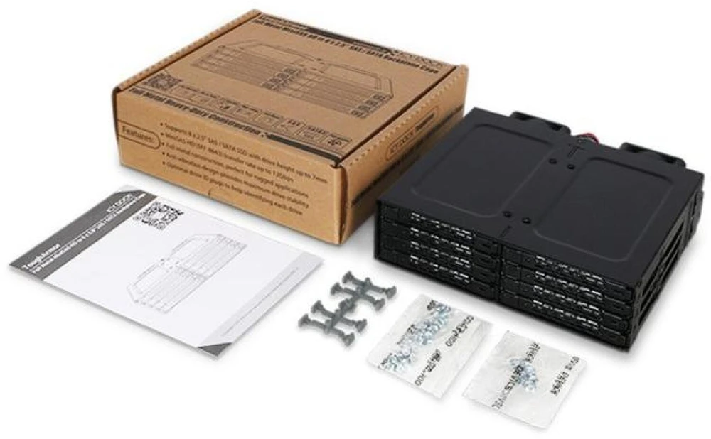 „Icy Dock“ 8 x 2,5 colio SATA / SAS – „Mini-SAS ToughArmor“ (MB998IP-B)