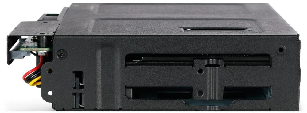 Pocket Icy Dock 4x 2.5 SATA / SAS ToughArmor (MB604SPO-B)
