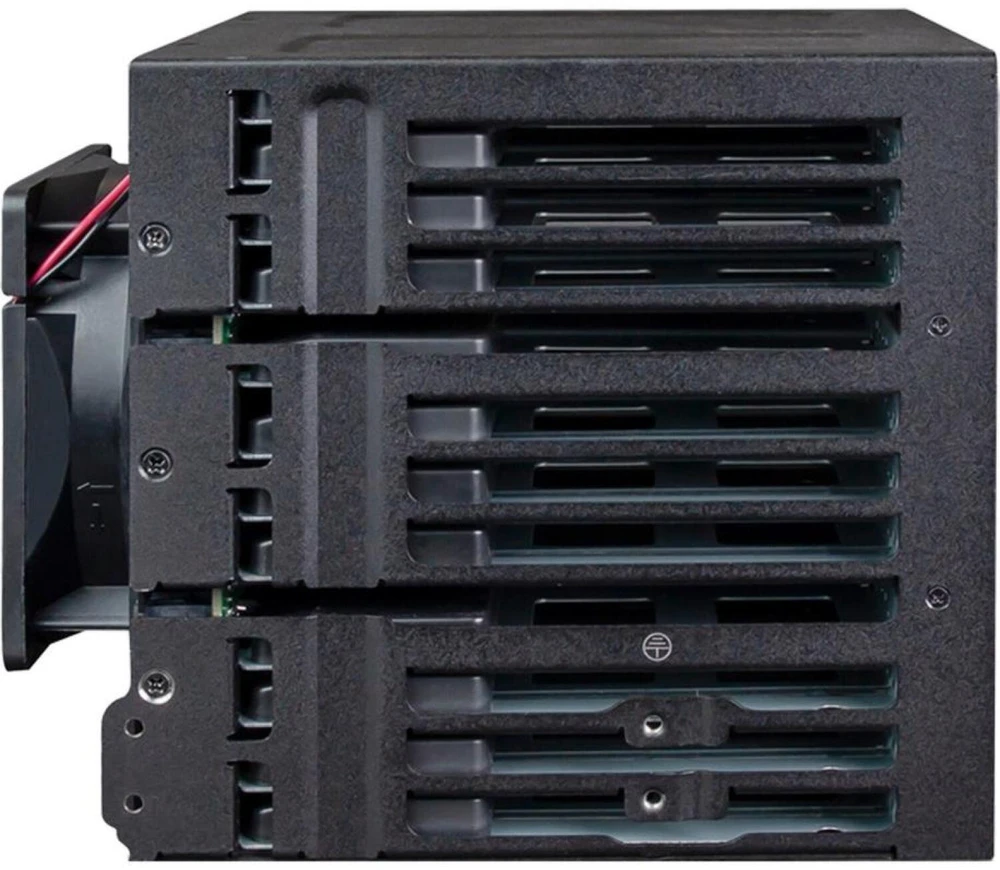 Kieszeń Icy Dock 24x 2.5" SATA/SAS ToughArmor (MB924IP-B)