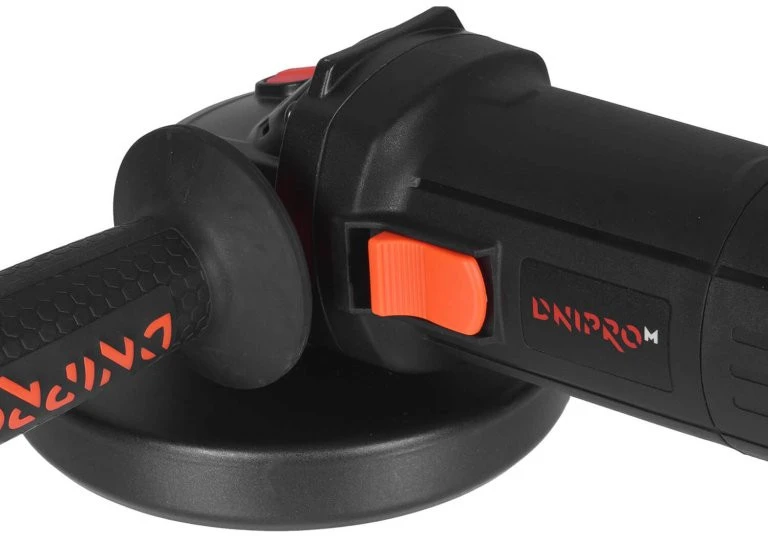 Kampinis šlifuoklis 1400W, 125mm, reg. greičiu GS-160SE DNIPRO-M