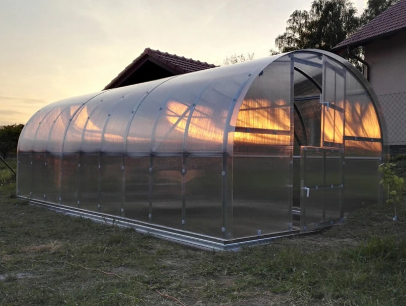KLASIKA GREENHOUSE Meistro Kodas Šiltnamis Arkinis KLASIKA 3x10 m (30 m2) 6 mm danga