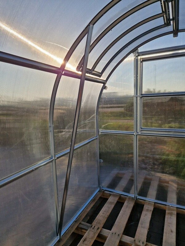 Klasika Greenhouses Šiltnamis KLASIKA Slim - 6 mm storio kanalinis polikarbonatas - 2 x 2 m (4 m²)