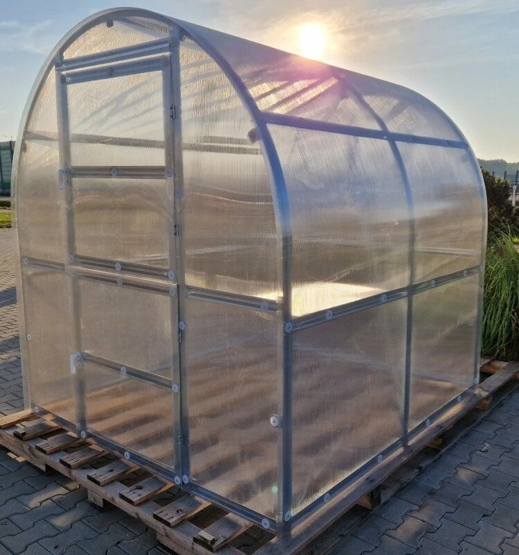 Klasika Greenhouses Šiltnamis KLASIKA Slim - 4 mm storio kanalinis polikarbonatas - 2 x 2 m (4 m²)