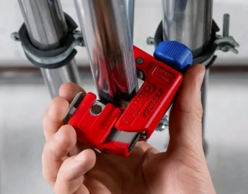 Vamzdžių pjaustyklė KNIPEX TubiX S 3-30mm