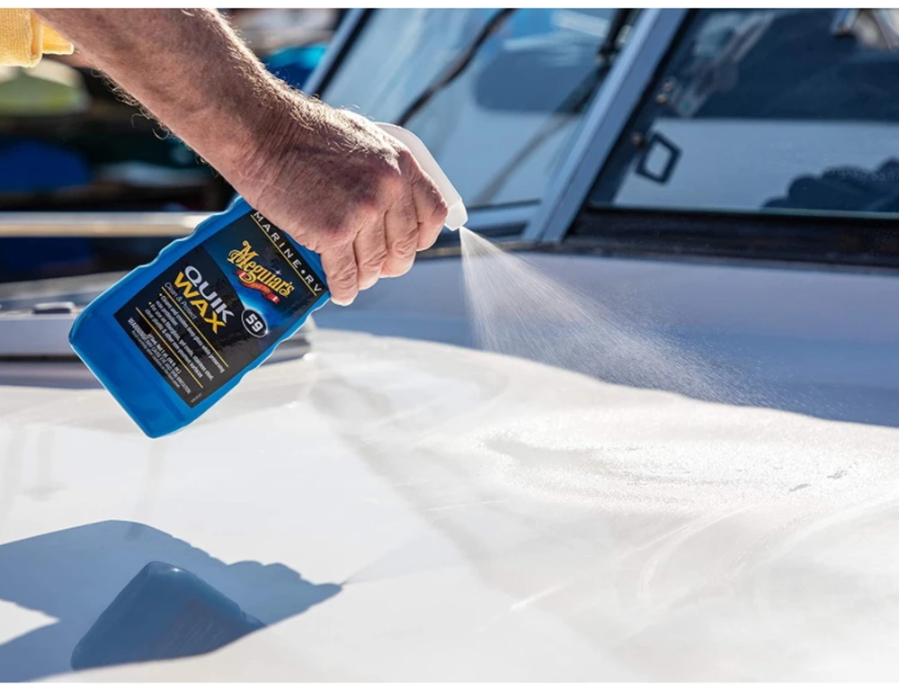 Meguiars M5916 Marine / RV Boat Quick Wax Clean & Protect Purškia visus paviršius greitam efektyviam padengimui (473 ml) (JAV)
