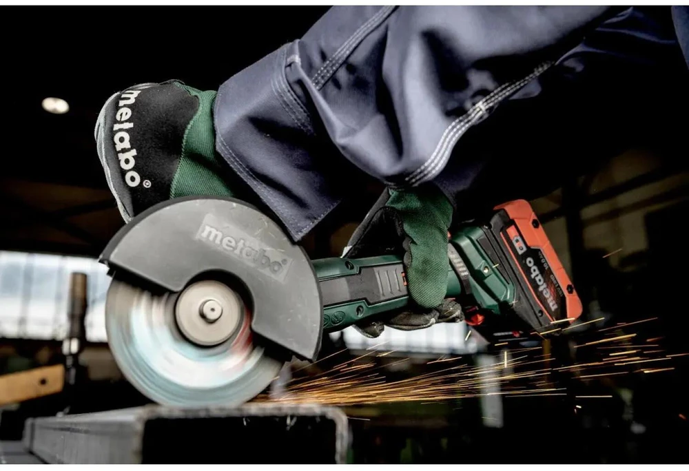 Akumuliatorinis kampinis šlifuoklis Metabo WPB 18 LT BL 11-125 Quick; 18 V; 125 mm (be akumuliatoriaus ir pakrovėjo)