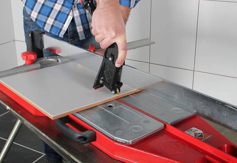 Rankinės plytelių pjovimo staklės Rubi TP-102-T