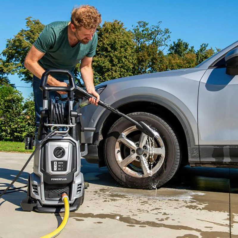POWERPLUS POWXG90426 aukšto slėgio plovykla automobiliams ir lauko paviršiams valyti 2500W 195bar 8m žarna 1.1L bakas