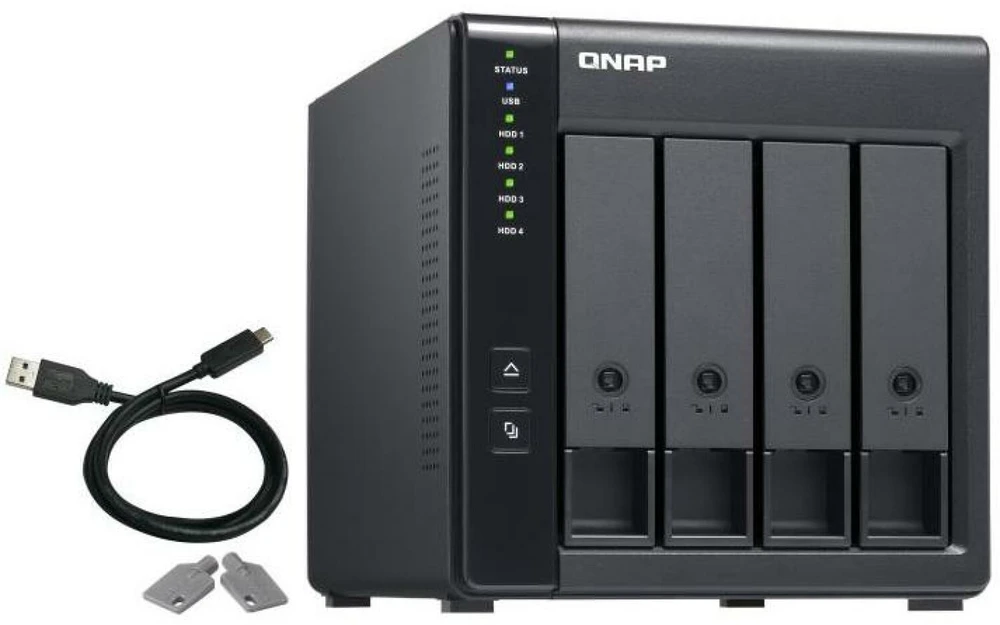 QNAP TR-004 diskų masyvas Juoda