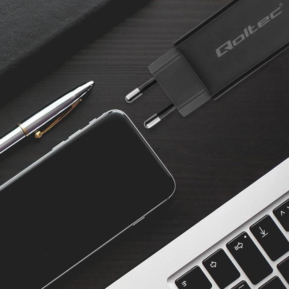 „Qoltec 52419“ 65 W „GaN“ itin greitas įkroviklis | 5–20 V | 3–3,25 A | USB-C 3.1