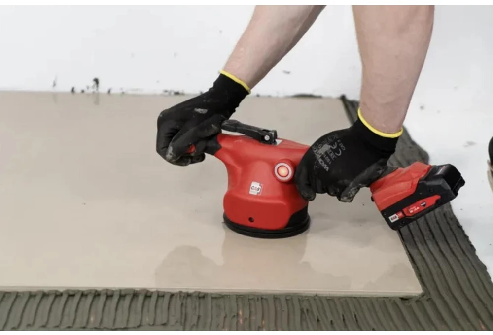 Vibratorius Rubi QUAKE ENERGY CAS; 18 V (be akumuliatoriaus ir pakrovėjo)