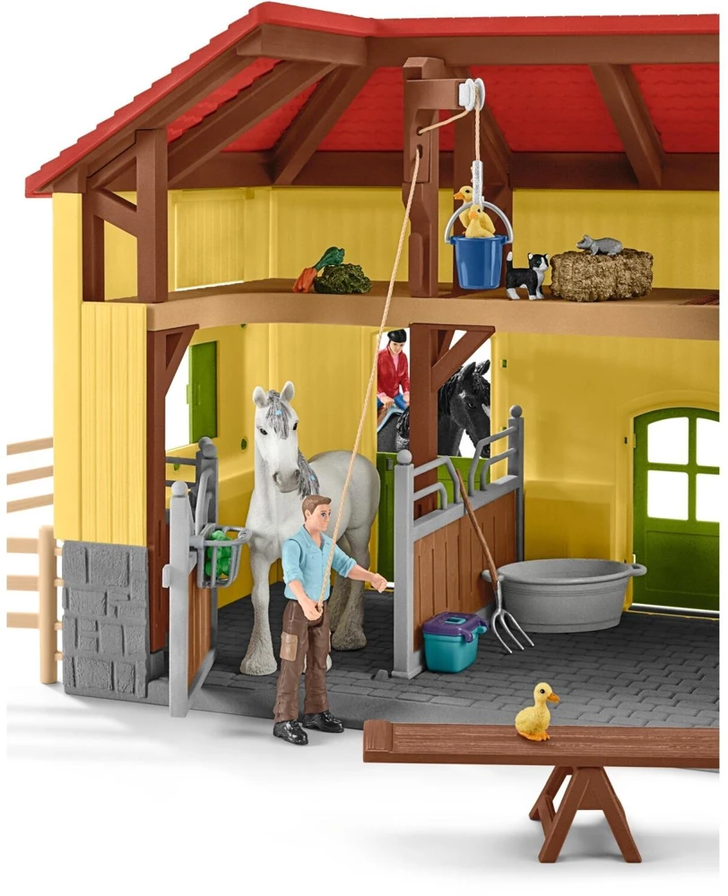 SCHLEICH FARM WORLD Arklidės