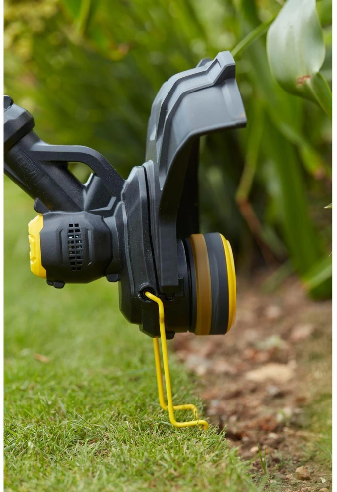 Žoliapjovė - trimeris Stanley SFMCST933M1-QW; 18 V; 1x4,0 Ah akum.