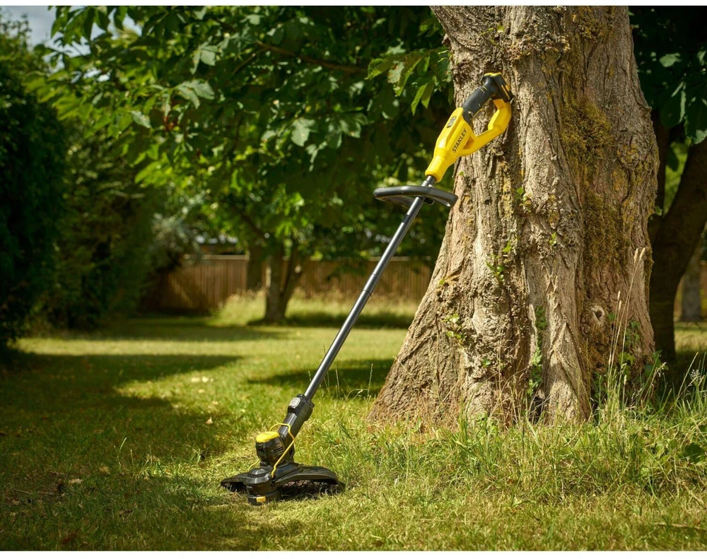 Žoliapjovė - trimeris Stanley STCST933B-XJ; 18 V; 33 cm (be akumuliatoriaus ir pakrovėjo)