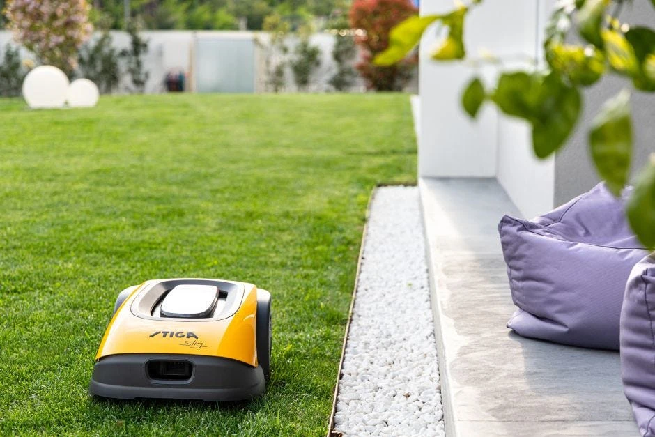 Vejos robotas Stiga Stig E600-E1200 (be akumuliatoriaus ir pakrovėjo)