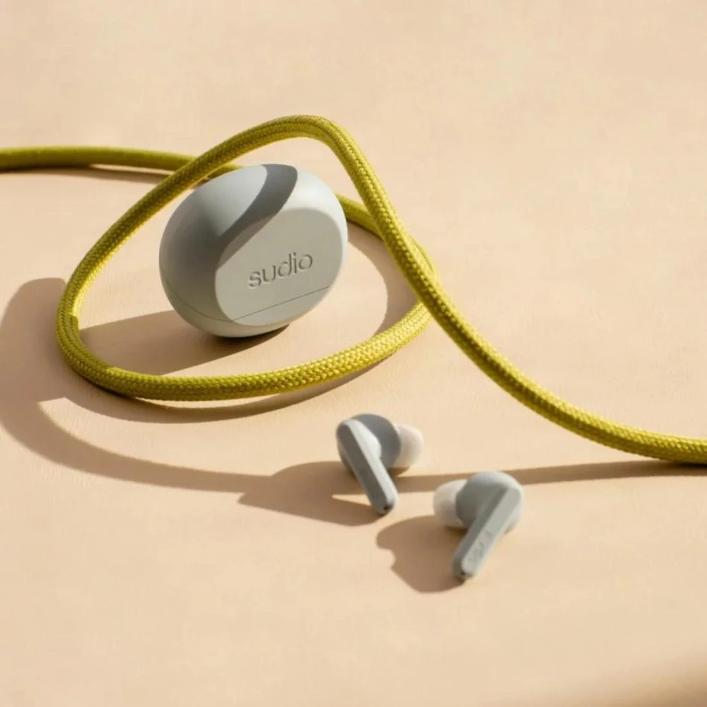 Ausinės Sudio Earbuds | A3 Pro | Bluetooth | į ausis įkišamos | Mikrofonas | Powder Mėlyna | Noise canceling