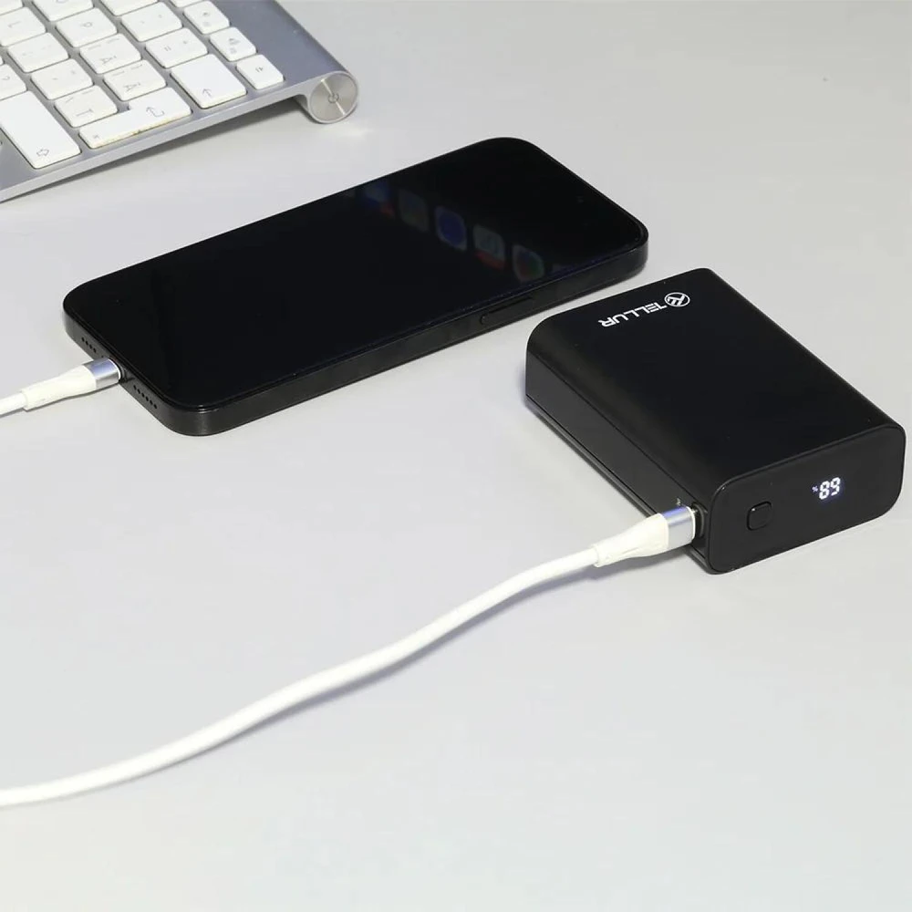 Juoda 20000 mAh išorinė baterija Tellur PD702 Compact Pro