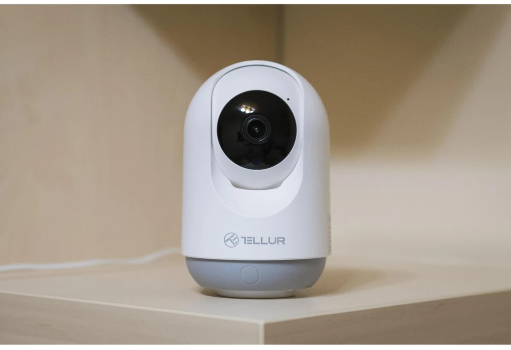 „Tellur“ išmanioji „WiFi“ vidaus kamera, su horizontalia ir vertikalia jungtimi, 3 MP, „UltraHD“, automatinis sekimas, PTZ, „Baltas“