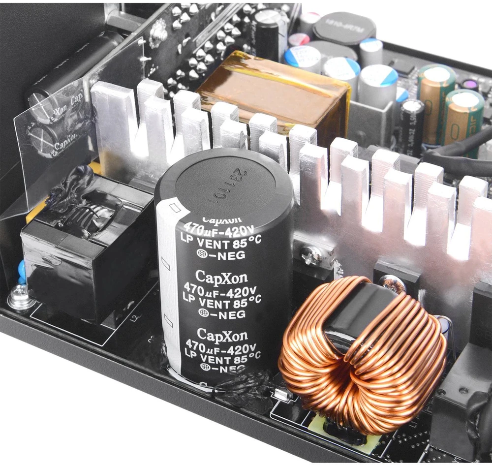 „Thermaltake“ 850 W „Germanium Pro RGB“ plokštė