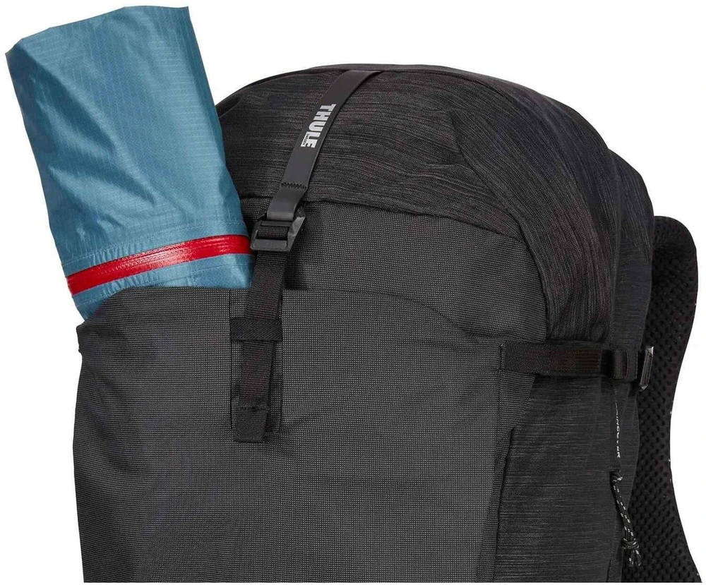 Thule 4503 Topio 30L Mens Backpacking Pack juodos spalvos
