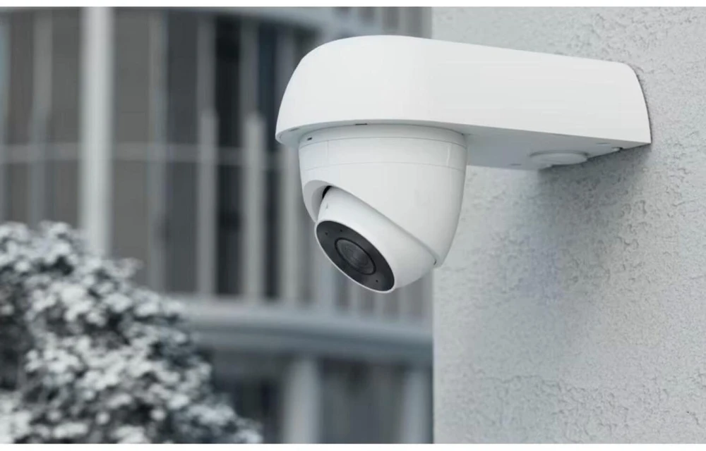 UBIQUITI Baltas ARM MONTAVIMO PRIEDAS, KURIS G5 TURRET ULTRA Tvirtina PRIE SIENOS, KAMPO AR stiebo