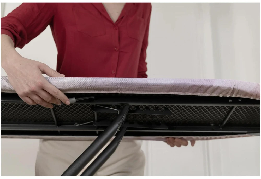 Vileda Bügeltisch DIAMOND M plus (juodas)
