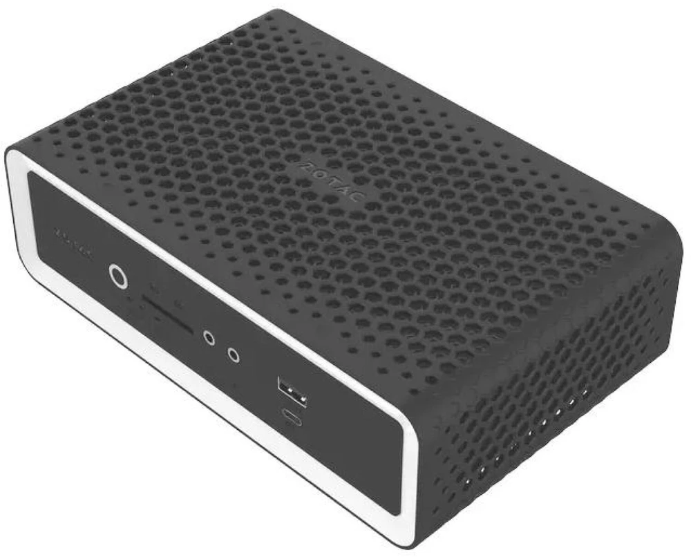 Zotac „ZBOX CI649 Nano Barebone“ su „Intel Core i5-1335U“ 2xDDR5 SODIMM, 1xSATA, 1xM.2, dviejų LAN jungčių „WiFi“, 6, „Bluetooth 5.2“, 4xUSB 3.1, 1xUSB 2.0.