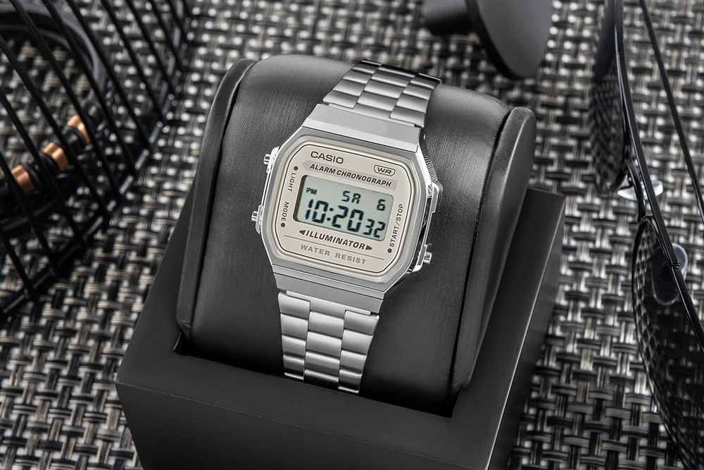 CASIO Retro Vintage UNISEX WATCH A168WA-8A + BOX