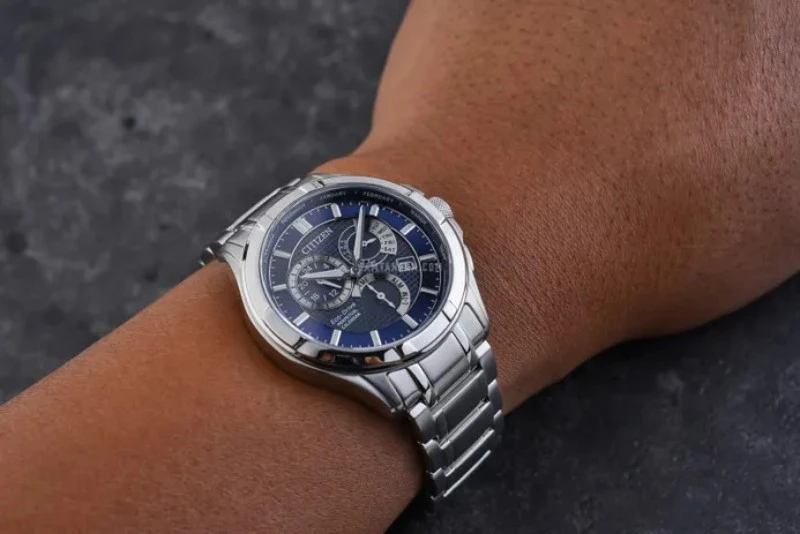 Rankinis laikrodis CITIZEN BL8160-58L (vyrams)