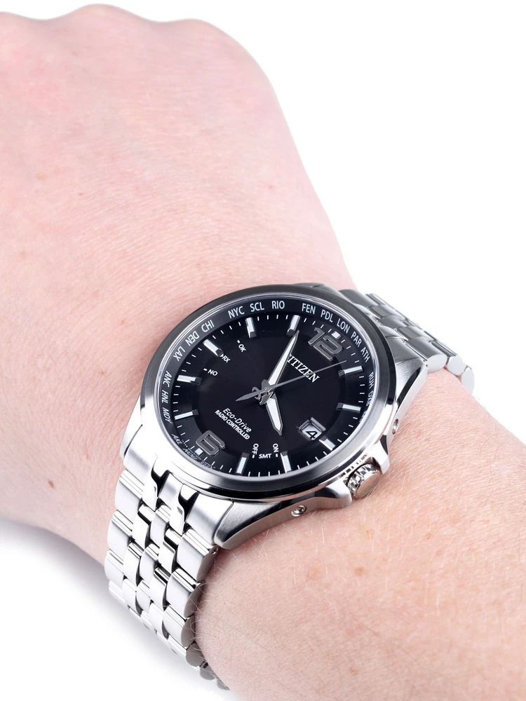 Rankinis laikrodis CITIZEN CB0010-88E (vyrams)