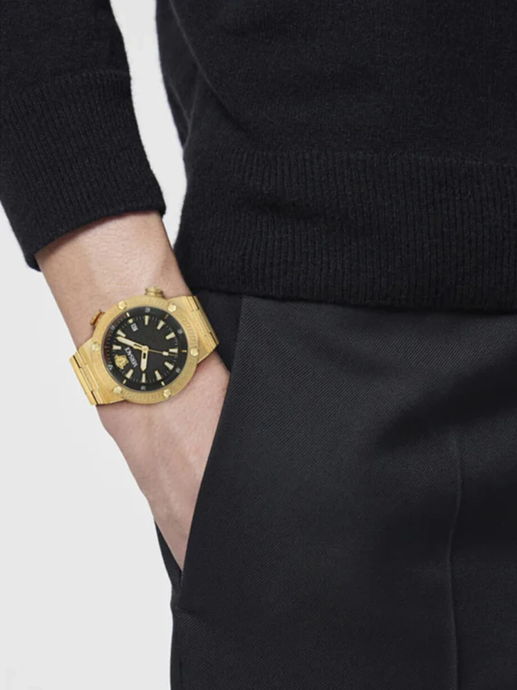 Rankinis laikrodis VERSACE VE8G00624 (vyrams)