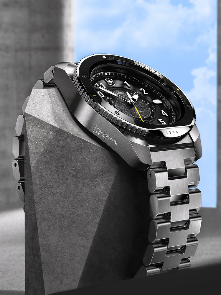 Rankinis laikrodis VICTORINOX 241981 (vyrams)