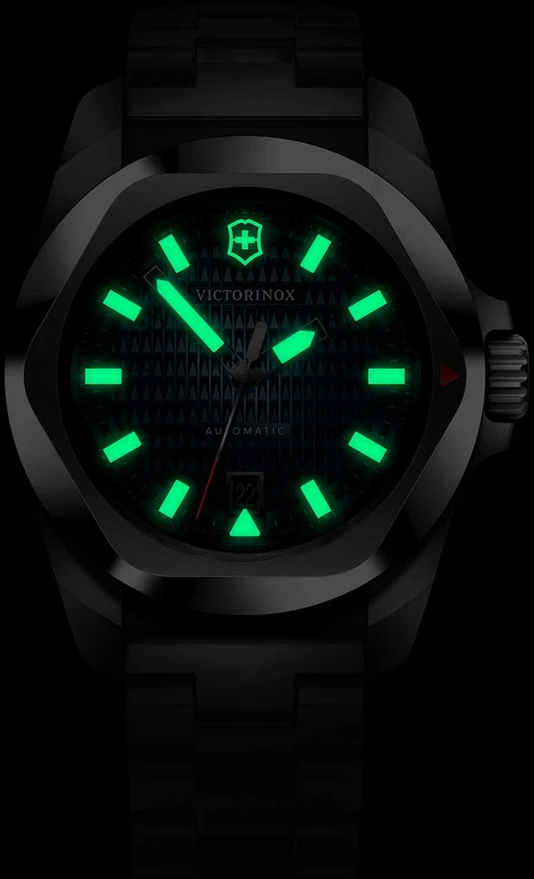 Rankinis laikrodis VICTORINOX 242020 (vyrams)