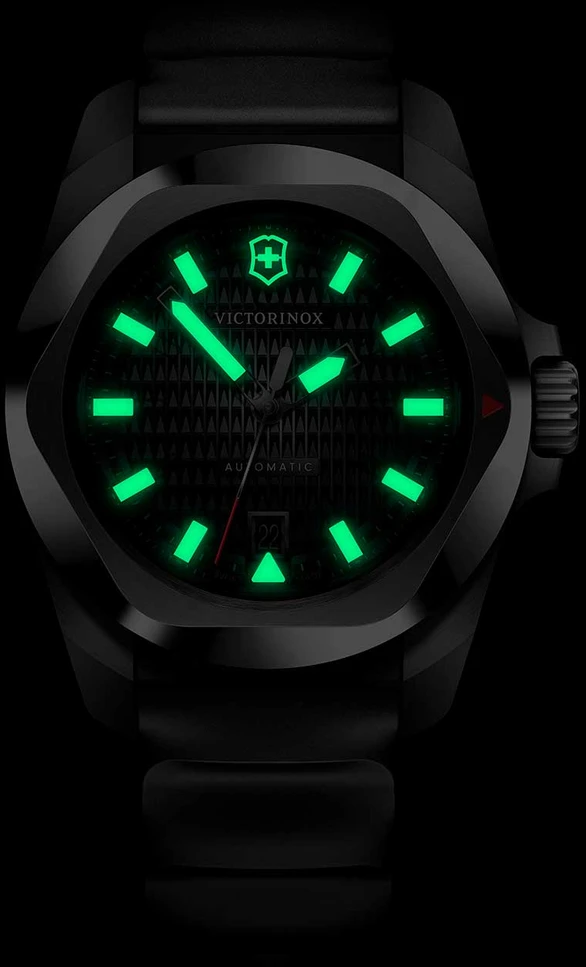 Rankinis laikrodis VICTORINOX 242039 (vyrams)