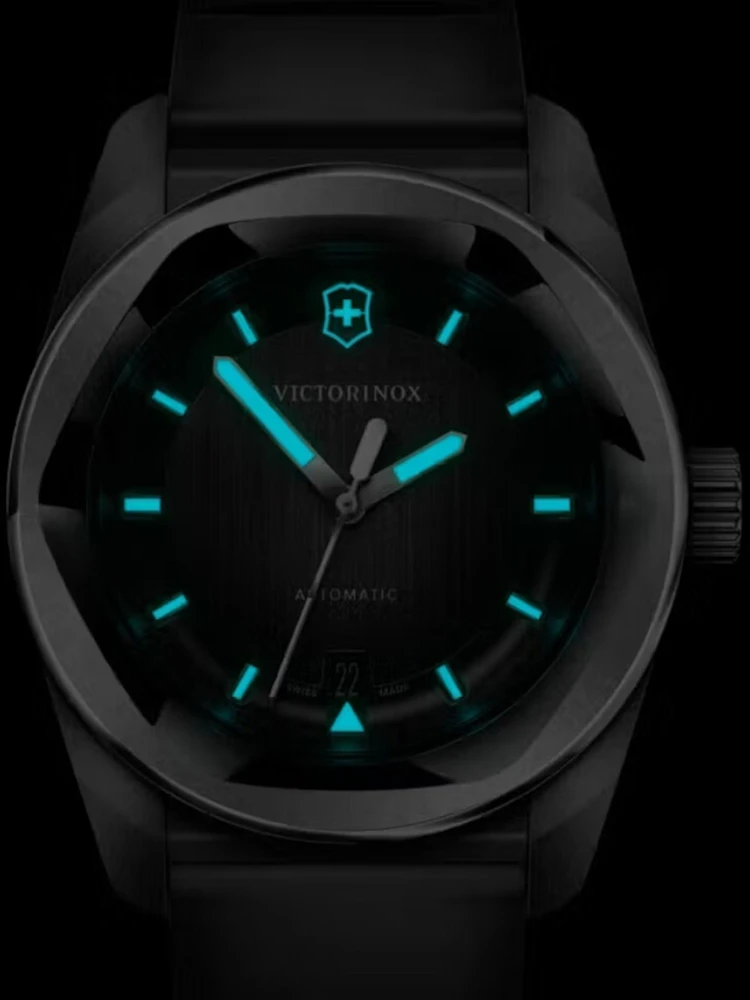 Rankinis laikrodis VICTORINOX 242057 (vyrams)