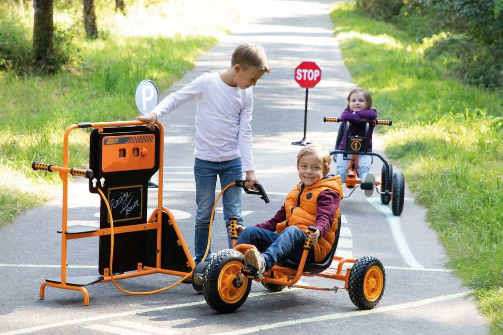 Beleduc lavinamoji priemonė - Top Trike "Mobili kuro ir aptarnavimo stotelė" (62060)