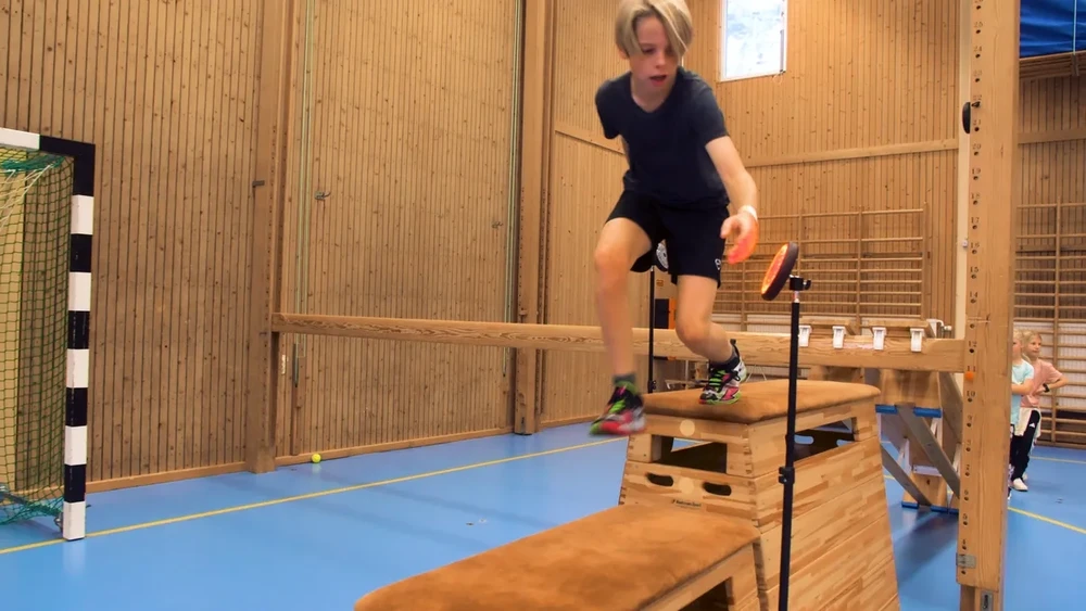 Megaform PUSH Puck – 4 šviečiančių reakcijos diskų rinkinys (M826750)