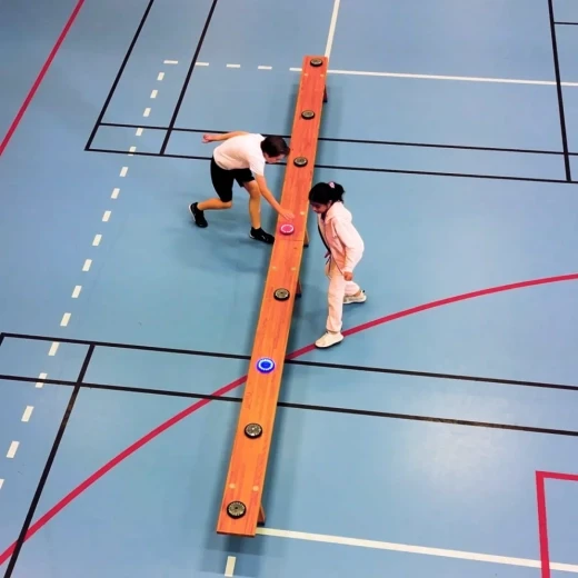 Megaform PUSH Puck – 4 šviečiančių reakcijos diskų rinkinys (M826750)