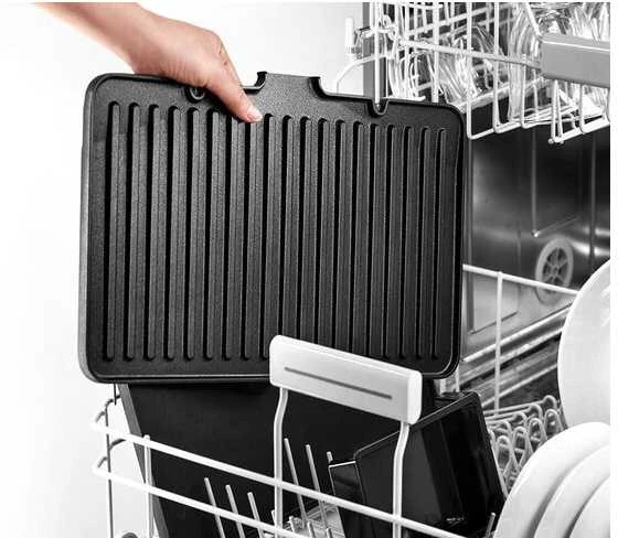 BRAUN MultiGrill 7 Contact grilis CG 7044, grotelės, keptuvės ir vaflinės lėkštės