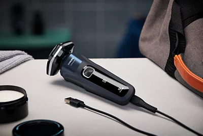 Philips Shaver Series 5000 drėgnojo ir sausojo skutimo elektrinė barzdaskutė S5885/10 (Pažeista pakuotė) aprašymas - Prekės nuotrauka